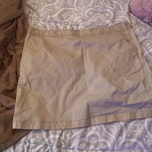 VINEYARD VINES khaki shirt